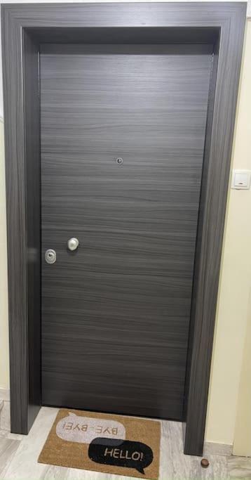 Central Modern Apartment Волос Экстерьер фото
